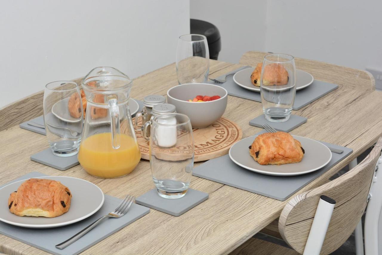 Spacious And Homely 2 Bedroom Flat - Suitelivin Gateshead Luaran gambar