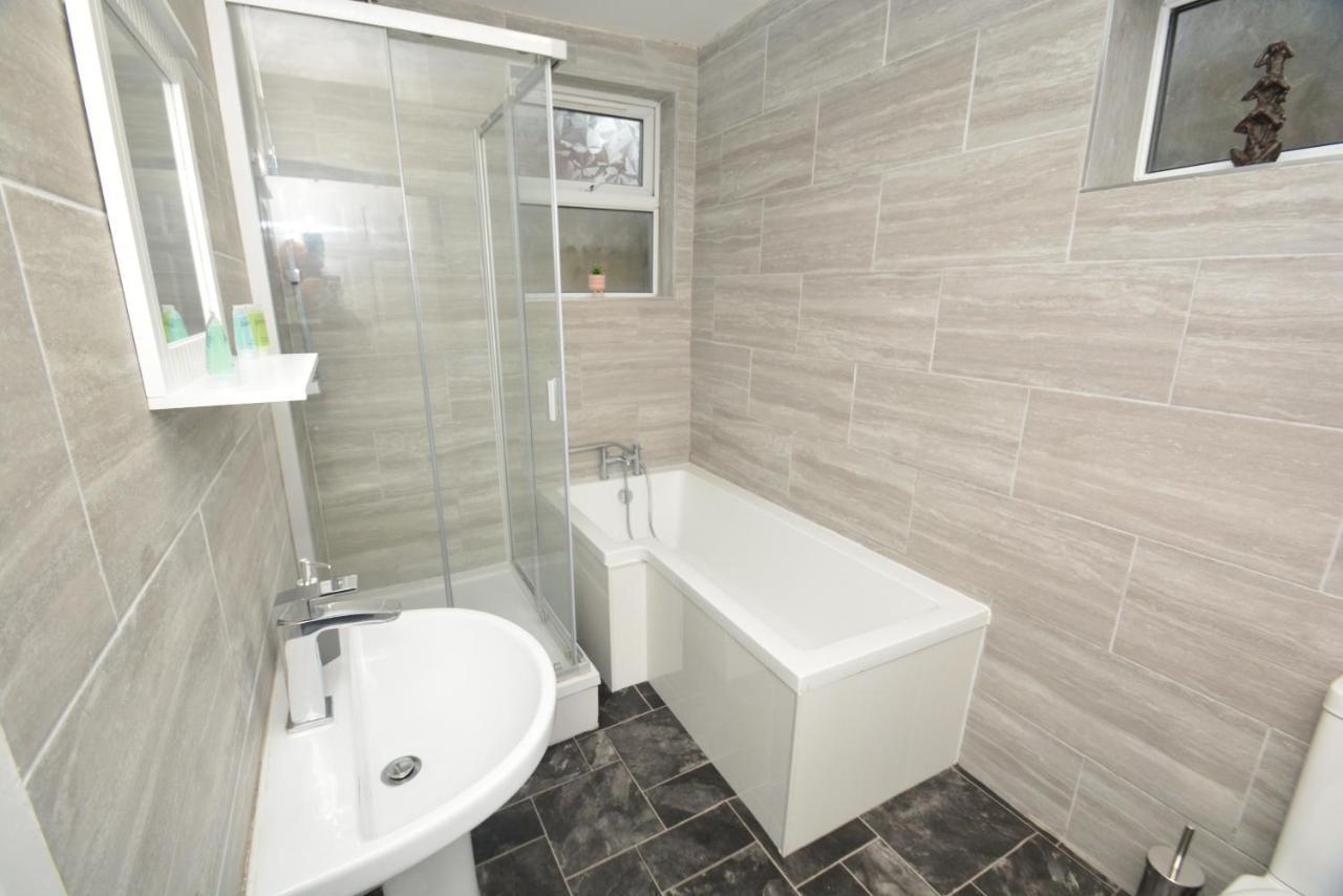 Spacious And Homely 2 Bedroom Flat - Suitelivin Gateshead Luaran gambar